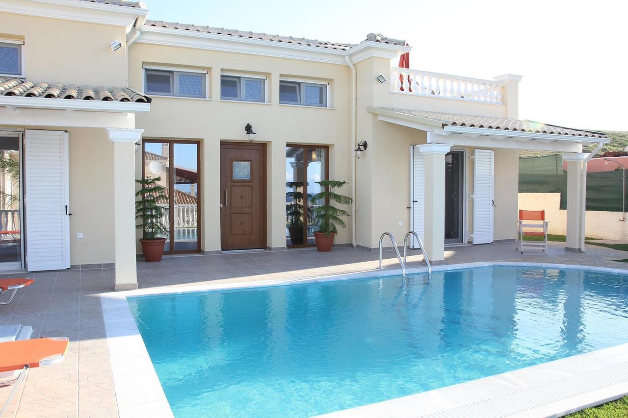 Villa De La Mer Agios Stefanos Avliotes  Ngoại thất bức ảnh