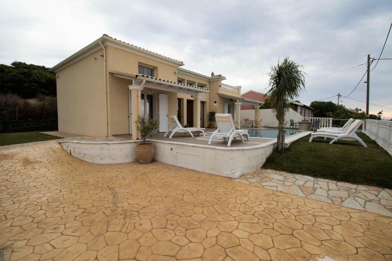 Villa De La Mer Agios Stefanos Avliotes  Ngoại thất bức ảnh